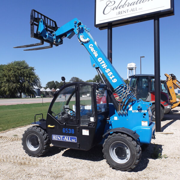 Telehandler 19′ RentAll Inc.